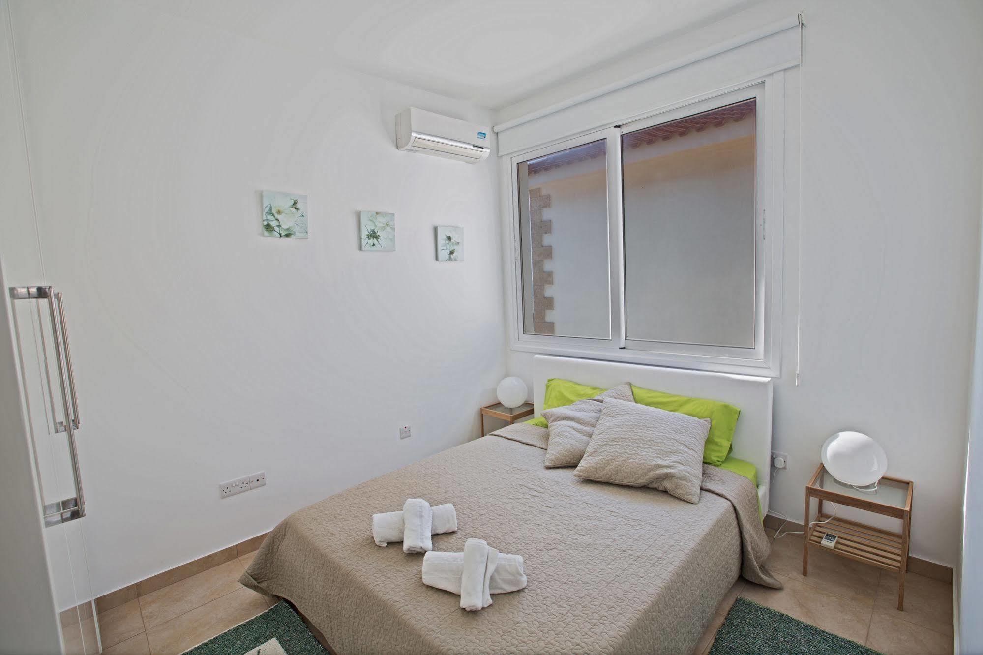 Gorgona Villas Ajía Nápa Kültér fotó
