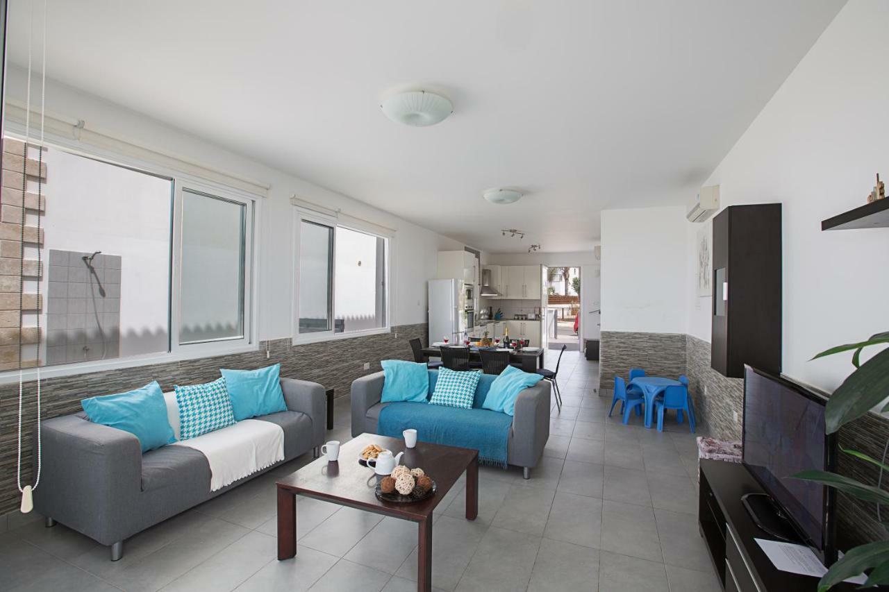 Gorgona Villas Ajía Nápa Kültér fotó